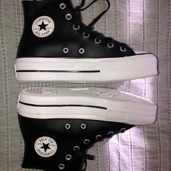 Converse - Picture 8 of 12